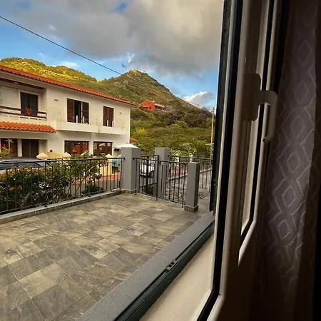 Apartment Varandas Da Graca Spacious 3 Bedroom Apartment With Private Terrace
