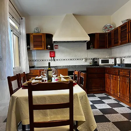 Varandas Da Graca Spacious 3 Bedroom Apartment With Private Terrace * Machico (Madeira)